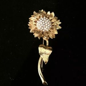 SUNFLOWER PIN